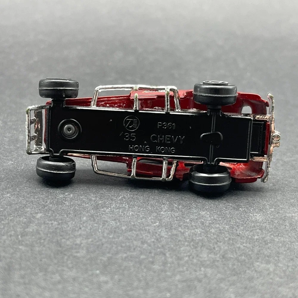 Zee Toys 1935 '35 Chevy‎ Modified Dirt Track Race Car Red Graphics Diecast 1/64